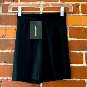 Pretty little thing | High Waist Black Shorts